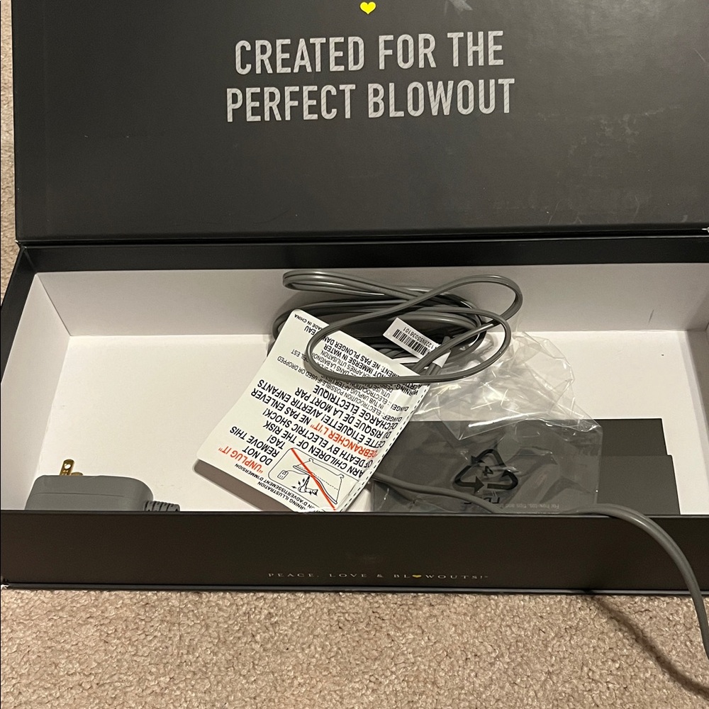 Brand New Drybar The Straight Shot Blow-Drying Flat Iron - Picture 4 of 4